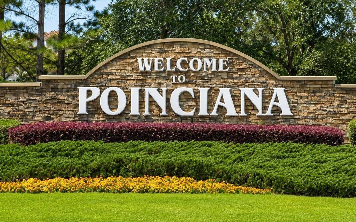 artificial grass in poinciana — artificial grass installation by Rhino Grass