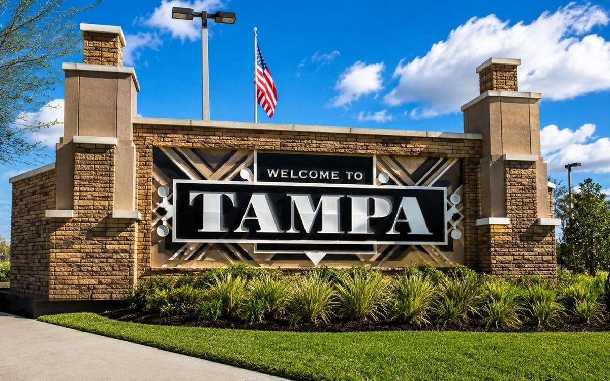 artificial grass Tampa FL — artificial grass installation by Rhino Grass
