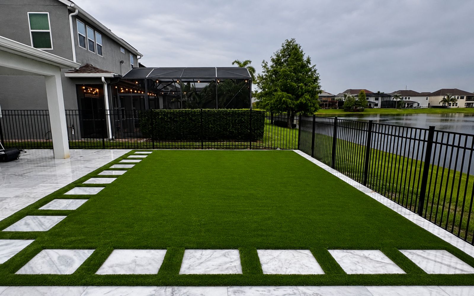 Lake Nona Lakefront Turf Patio — Rhino Grass artificial turf project (4)
